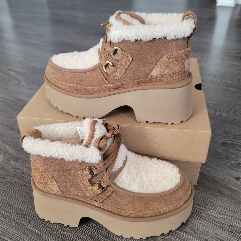 UGG CLASSIC NEW HEIGHT LACE UP BOOT